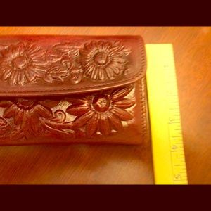Wallet. Leather & never used.